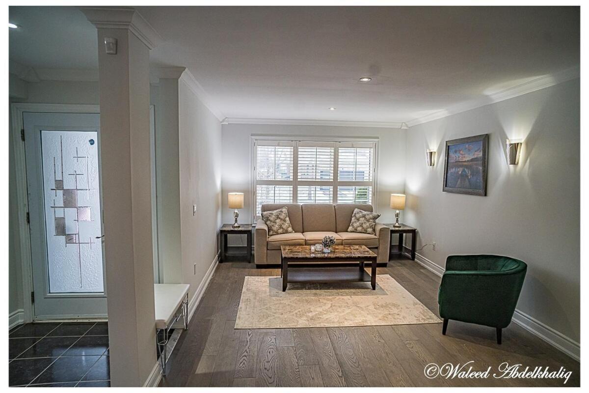 Sunroom House - 4 Bedrooms Mississauga Exterior photo