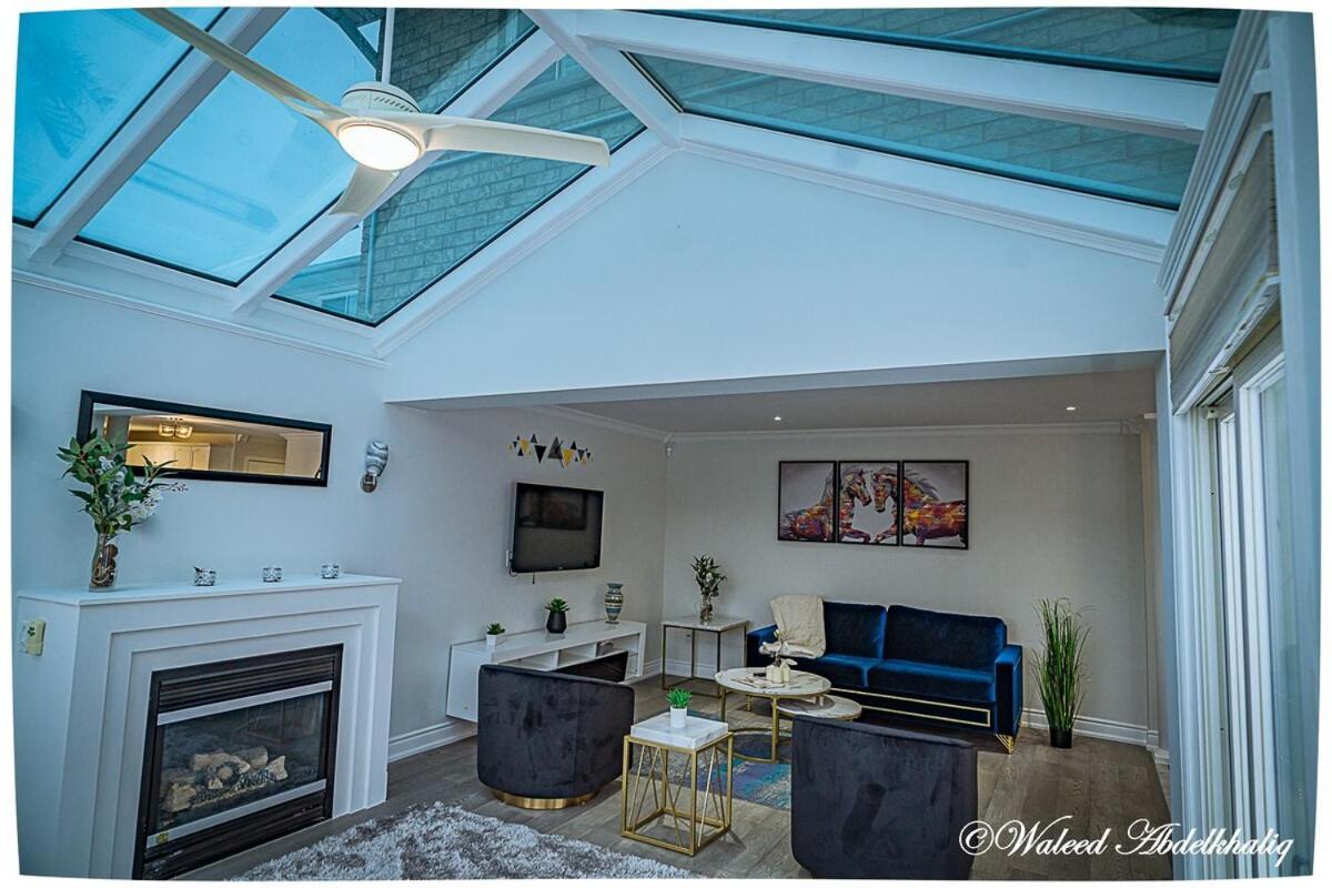 Sunroom House - 4 Bedrooms Mississauga Exterior photo
